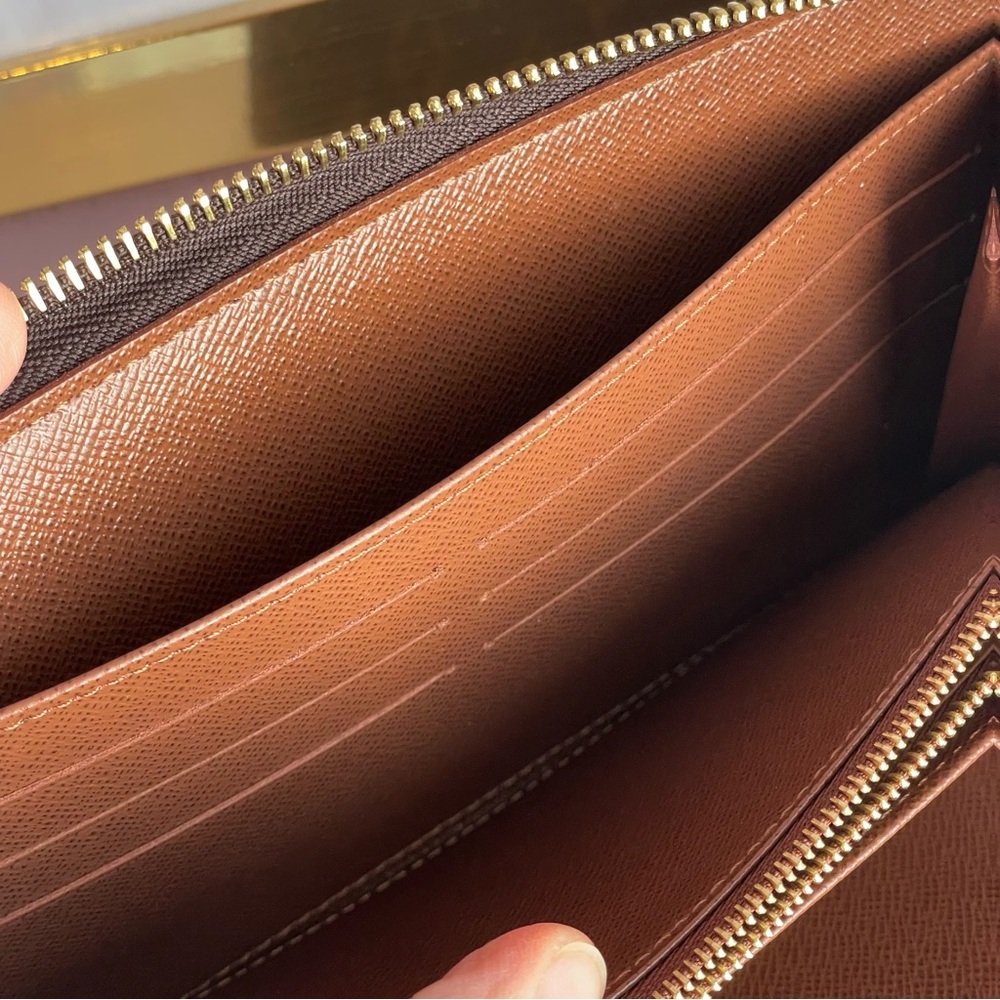 Louis Vuitton Brown and Gold Monogram Zippy Organizer - Picture 9 of 12
